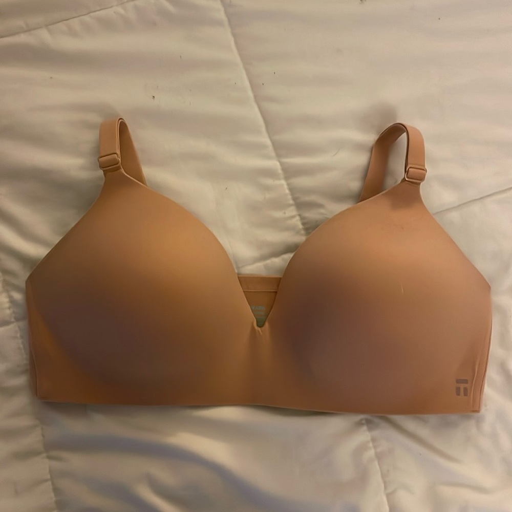Second Skin Lightly Lined Wireless Bra, 36D - Like New